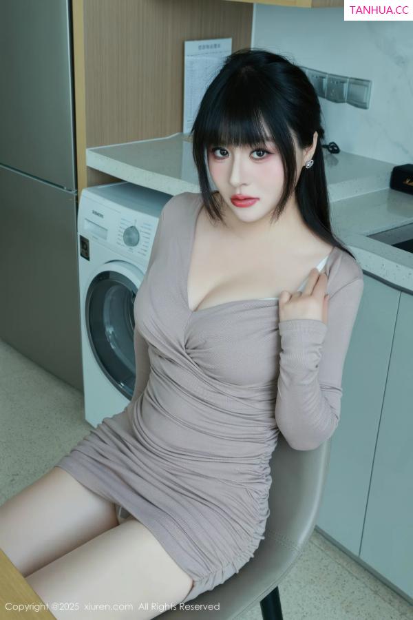   [XiuRen]高清写真图 2025.09.02 No.10718 沈南汐RuRu 原色丝袜第20张图片